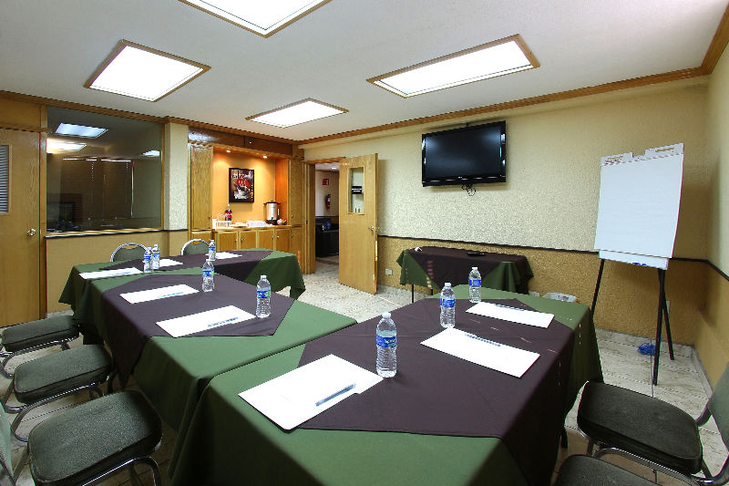 Hacienda Del Rio 4*